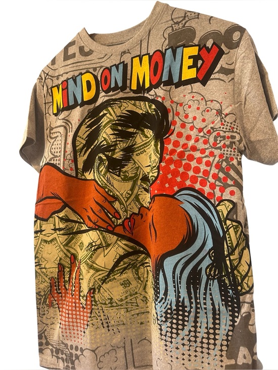 Brisco Tops - Graphic Pop-Art Short Sleeve Tee - Beige Multicolor